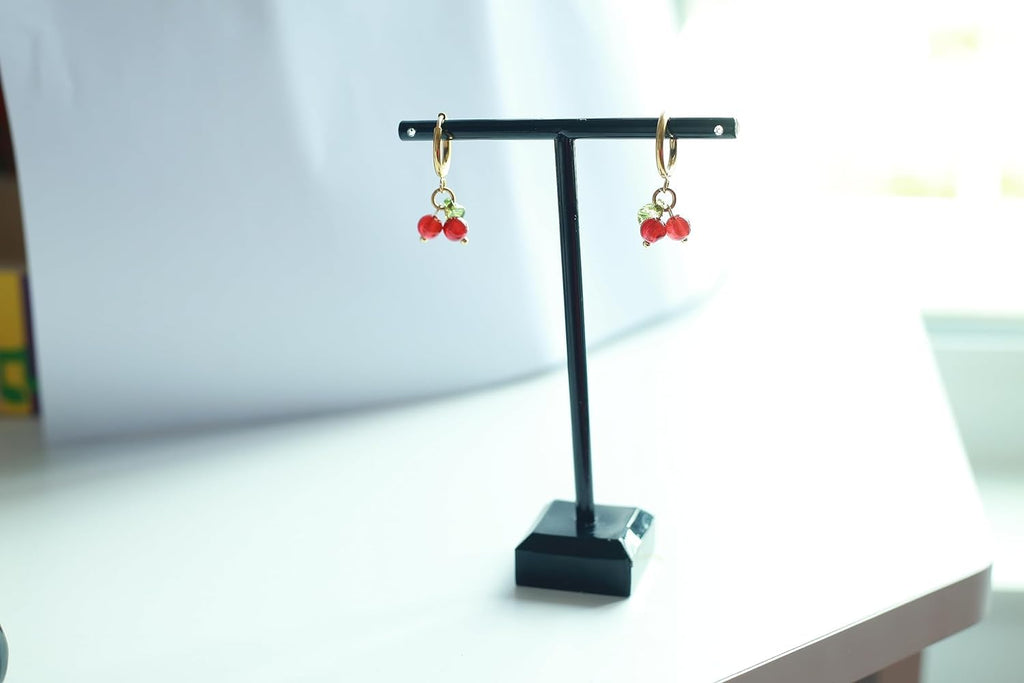Mädelswelt | Handgemachte Ohrring/Creolen Kirschen | Stilvoller Edelstahl hängend Achat Stein Steinanhänger | Handmade Ohrring für Damen/Mädchen… (Gold/Rot)
