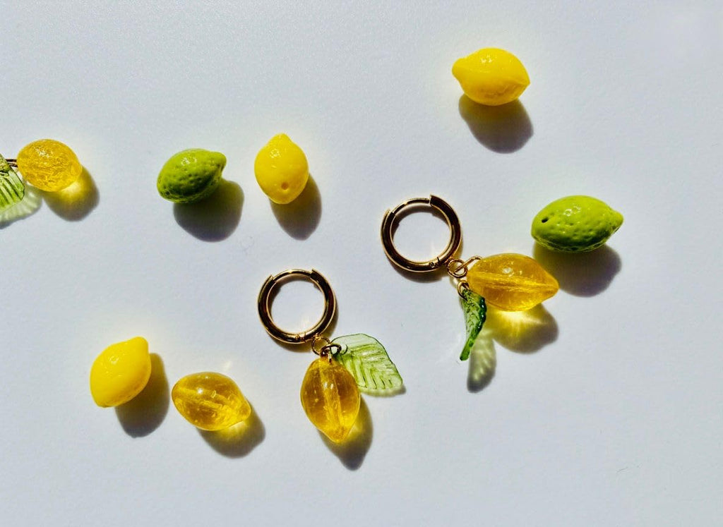 Handgemachte Ohrringe creolen aus 18k Gold vergoldeten Edelstahl mit hängenden Zitrone Anhänger
