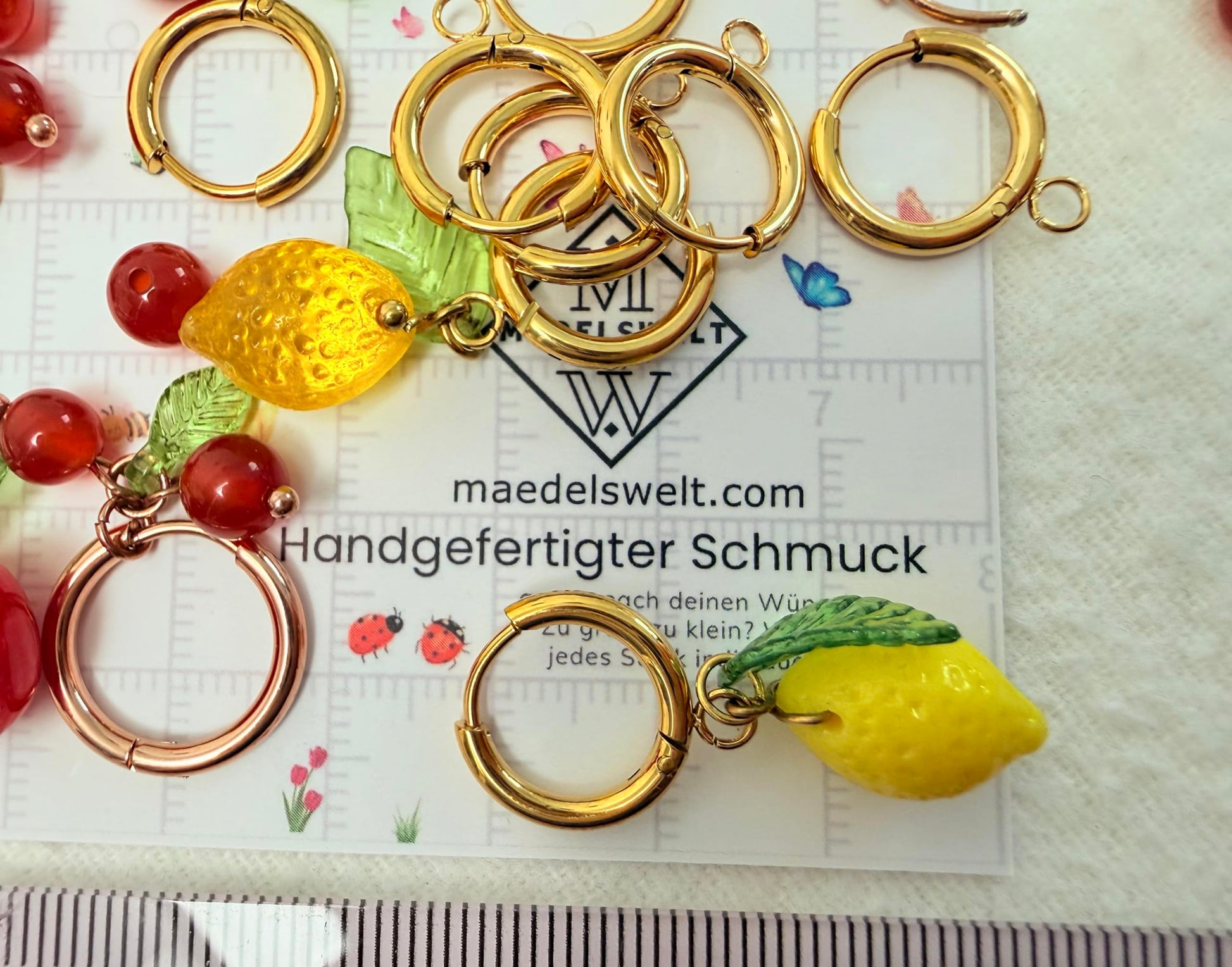 Handgemachte Ohrringe creolen aus 18k Gold vergoldeten Edelstahl mit hängenden Zitrone Anhänger